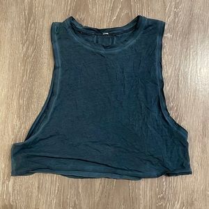 Lululemon cropped muscle tank. Size 6.